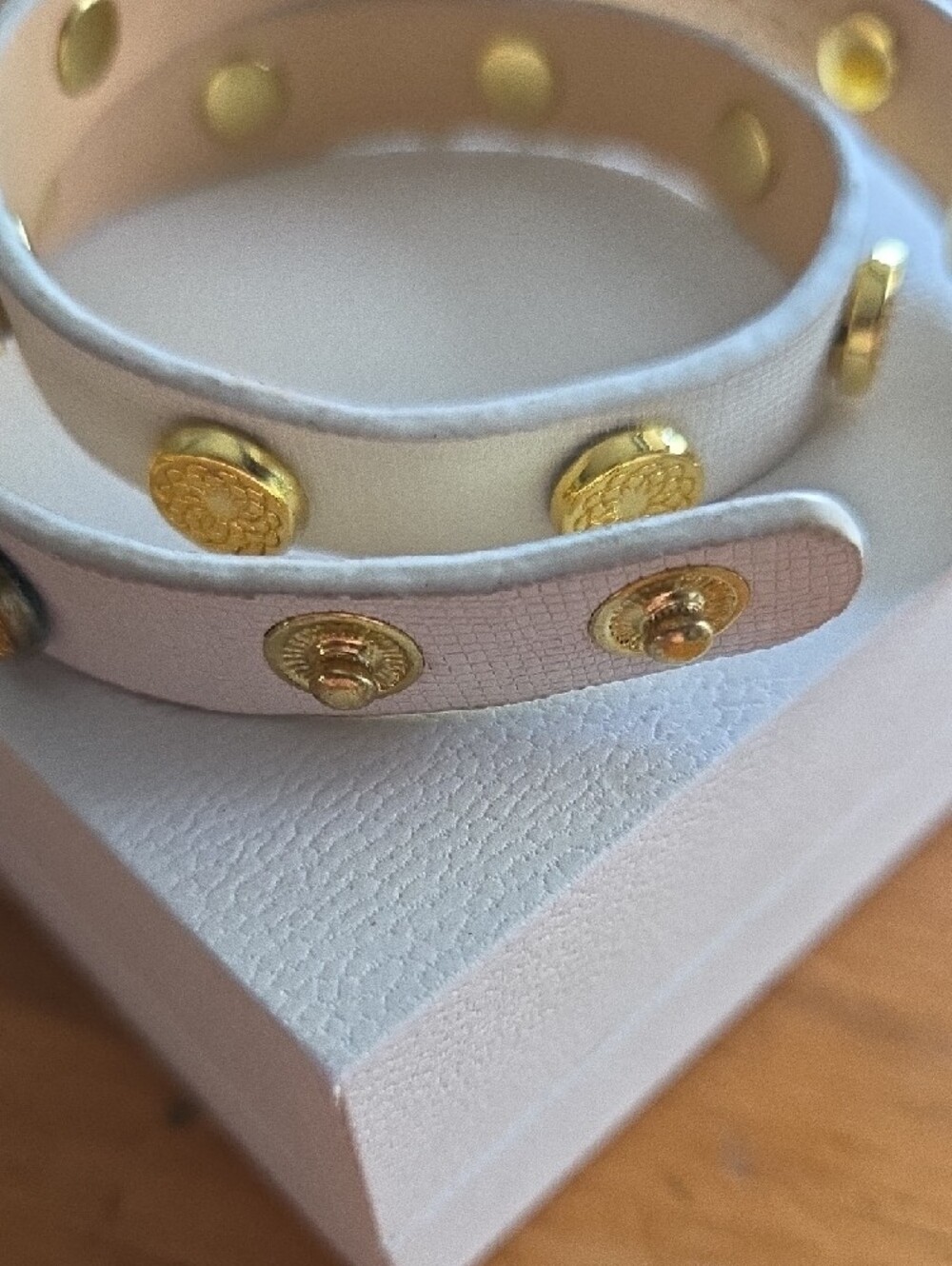 White Genuine Leather & Floral Gold-Studded Double Wrap Bracelet - Picture 3 of 6